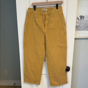 Madewell women’s yellow pants. Size 31